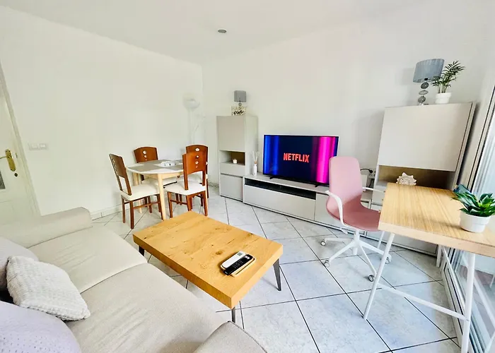 Hauzify I Gaviota Appartement